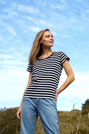 T-Shirt Lady Loose Fit – O81003 – Neutral